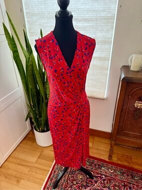 Red Floral Twist-Front Sleeveless Dress